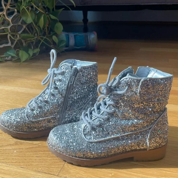 GB girls size 11 silver sparkle boots - Picture 6 of 6